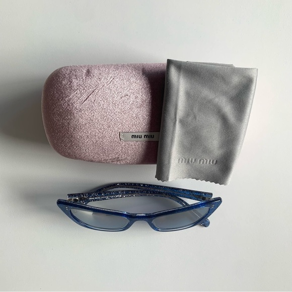 MIU MIU Cat Eye Sunglasses Blue - Picture 2 of 4